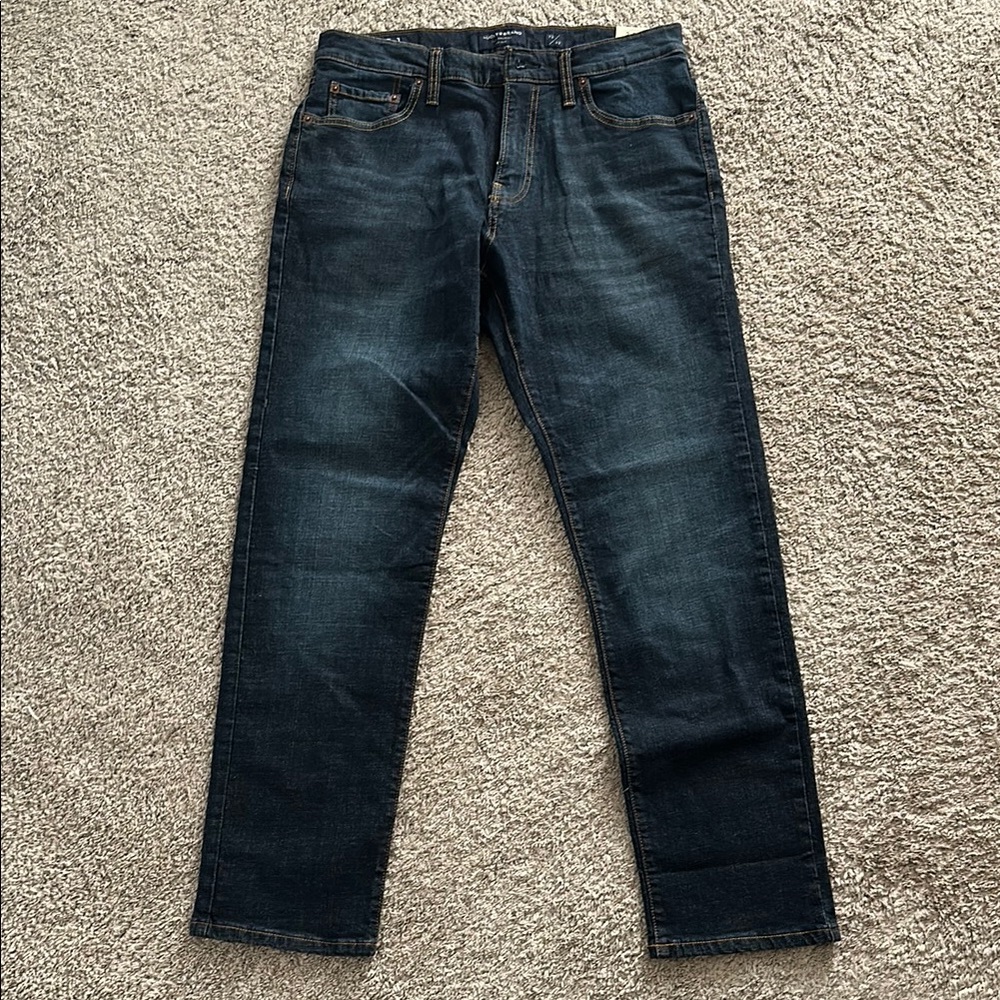 Blue Straight-Leg Jeans with Classic Indigo Wash